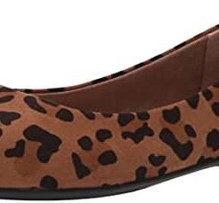 Amazon Essentials Women's Pointed-Toe Ballet Flat