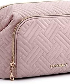BAGSMART Travel Makeup Bag, Cosmetic Bag Make Up Organizer Case,Large Wide-open Pouch for Women Purse for Toiletries Accessories Brushes (Pink)